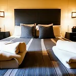 New Wonderful Holidays Benalbeach Apartments