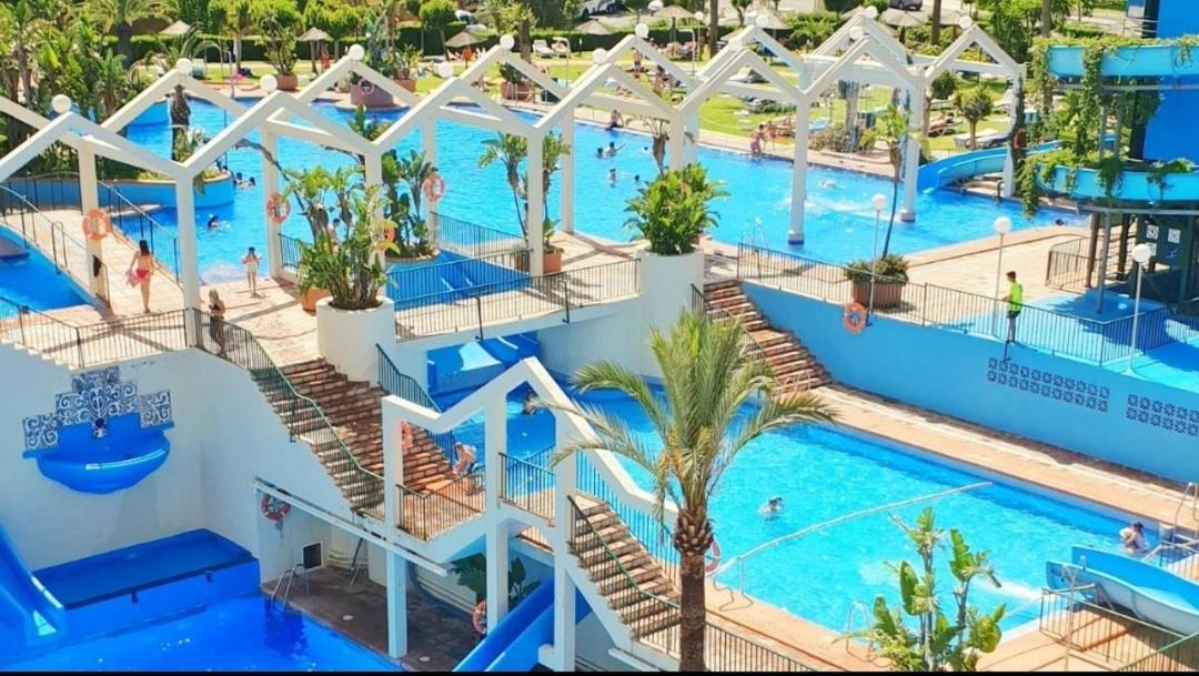 Appartement New Wonderful Holidays Benalbeach